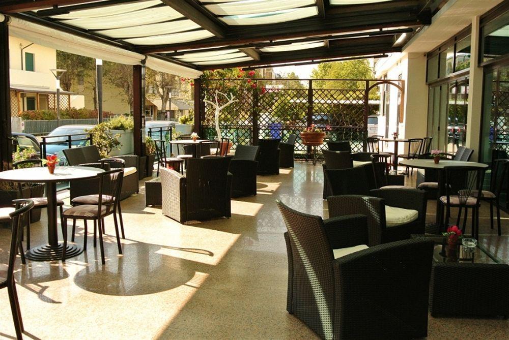 לידו די קלאסה Hotel Mirage מראה חיצוני תמונה
