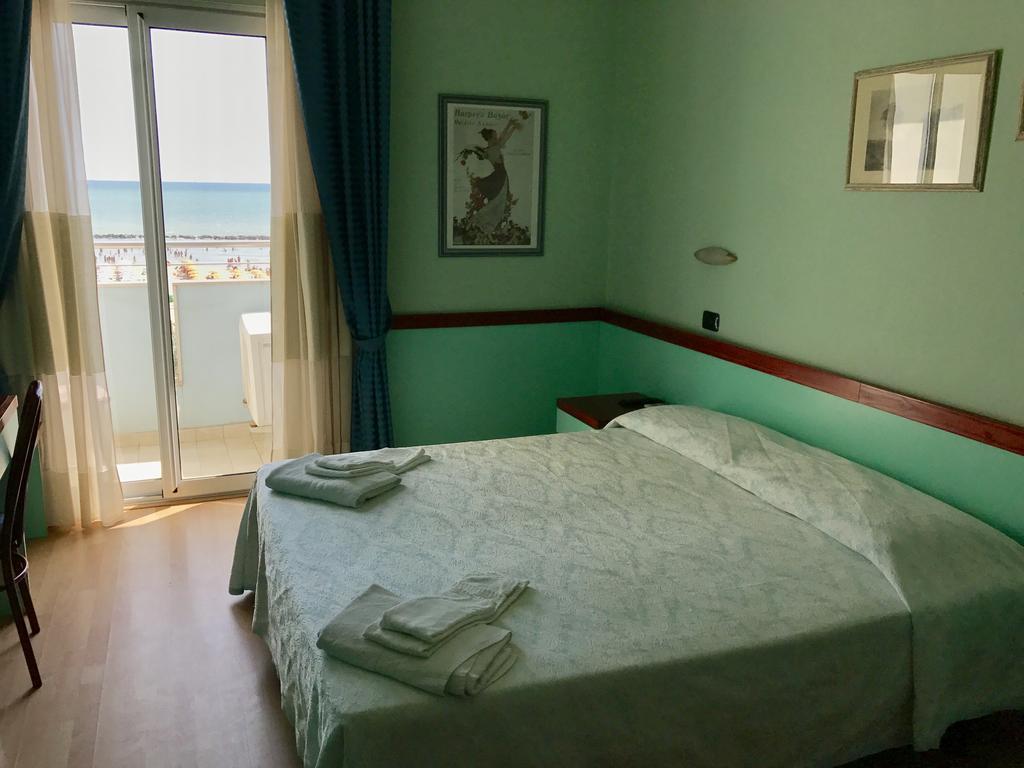 לידו די קלאסה Hotel Mirage מראה חיצוני תמונה