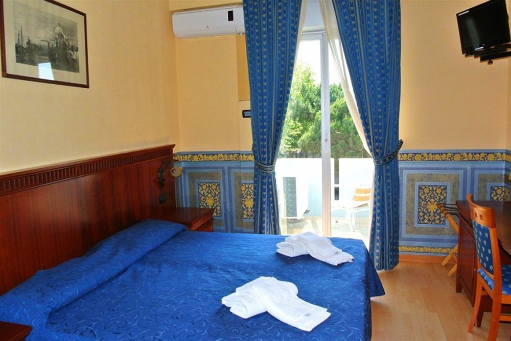 לידו די קלאסה Hotel Mirage מראה חיצוני תמונה