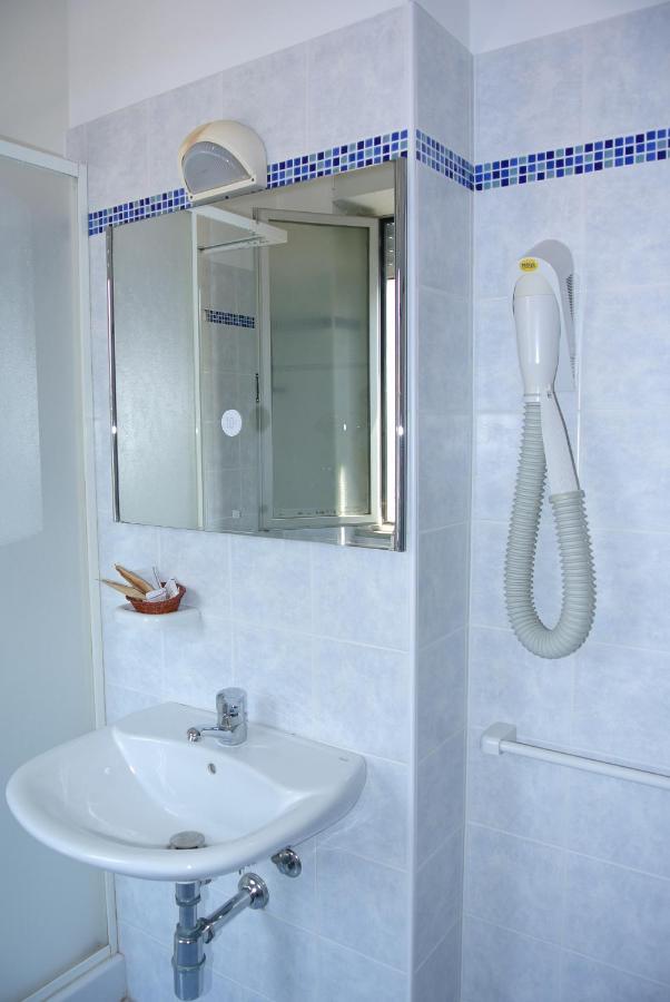 לידו די קלאסה Hotel Mirage מראה חיצוני תמונה